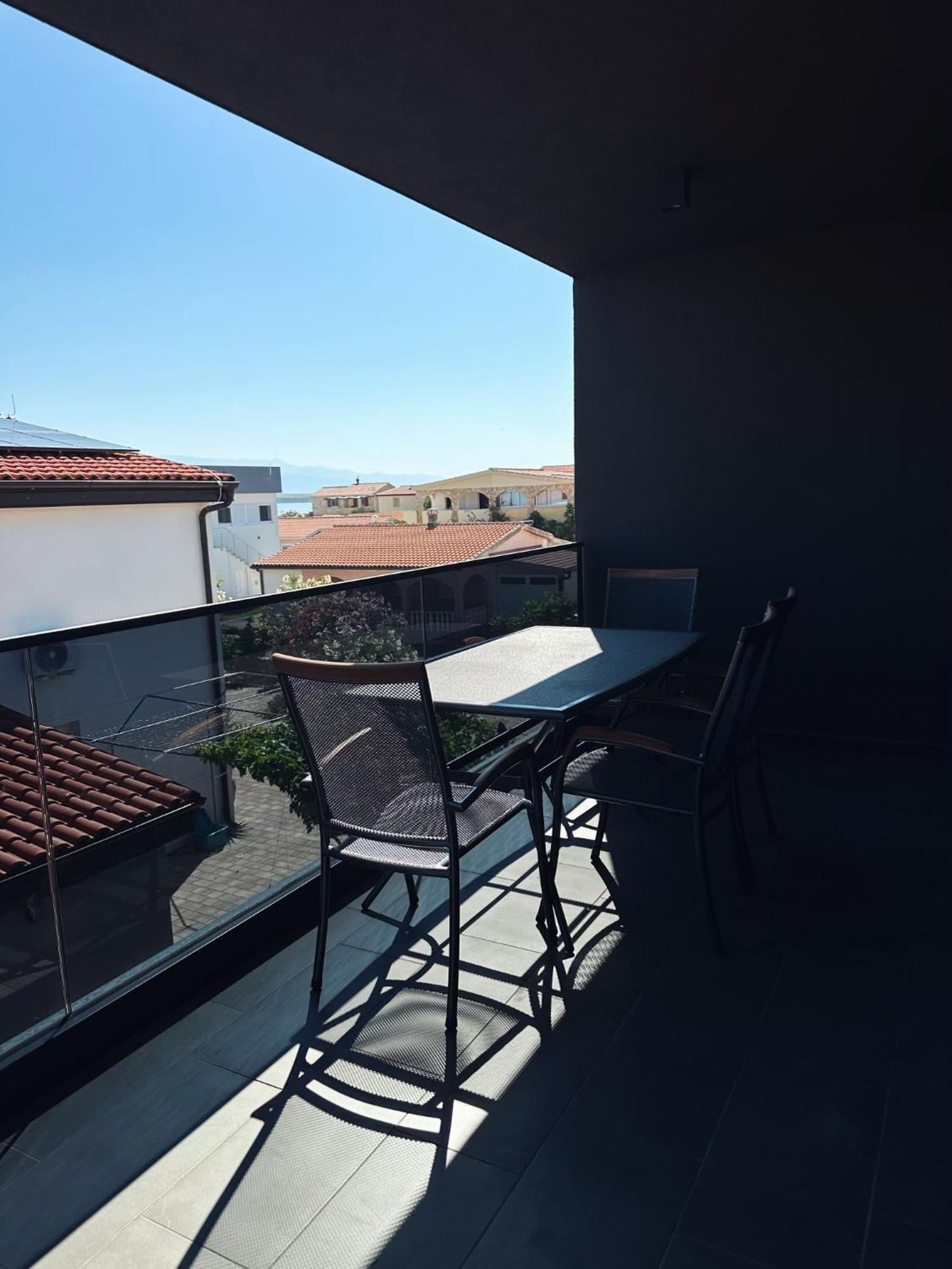 Monachus Apartments Vir Exterior photo
